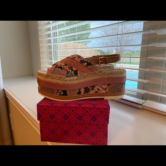 Tory Burch Sandals - Picture 2 of 4